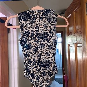 LULU’S bodysuit size SMALL